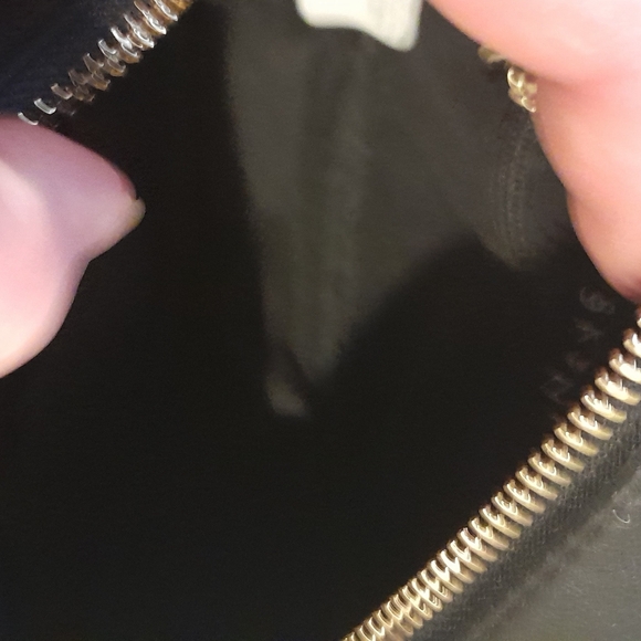 Skinnydip Hogwarts Express Crossbody Bag - Black and Gold - Picture 7 of 8